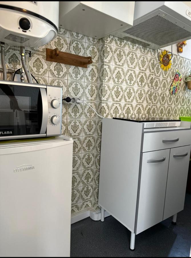 Quarteira Home Beach Ferias Tranquilas A 1Km Da Praia Totalmente Renovado Екстериор снимка