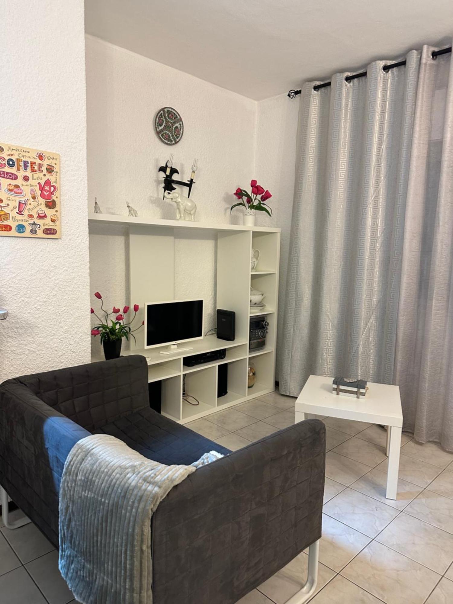 Quarteira Home Beach Ferias Tranquilas A 1Km Da Praia Totalmente Renovado Екстериор снимка